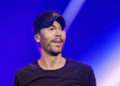 “Enrique Iglesias Fans: Win Exclusive Merchandise and Meet & Greet Tickets in This Can’t-Miss Giveaway!”