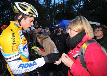 “Het is altijd Sarah en mijn familie geweest”: Wout Van Aert vertelt openhartig over zijn vrouw in een recent interview