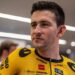 Er ontstaat een nieuwe oorlog als Tiesj Benoot teamgenoot Wout Van Aert beledigt in een onlangs verwijderde tweet