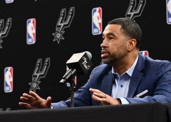 San Antonio Spurs’ General Manager Faces Tough Loss as Key Staff and Players Head to Rival Club