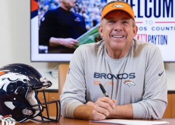 I can’t believe it: Denver broncos Head Coach Announces Retirement…. read more