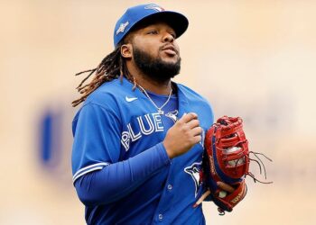 Breaking: Finally the fans voice has been heard as Toronto Blue Jays are now finalizing a blockbuster 9-years $470 million Max-Contracts with Canadian Baseball First Baseman and Toronto blue jays fans Favorites player Vladimir Guerrero Jr, Documents are been checked now are Vladimir Guerrero Jr will remain in Toronto for 9-more years, However….see more….