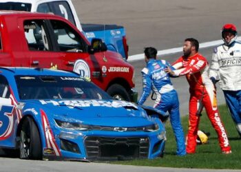 Breaking News: Bubba Wallace Claims He Needs to Win for NASCAR to Grow and Will Crush Kyle Larson in the Standings…Here’s How Kyle Larson Responds…