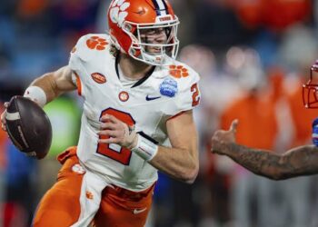 BIG BLOW:Clemson Tigers Quarterback Cade Klubnik Stuns College Football World by Announcing His Return for the 2025 Season, Vowing to Finish Unfinished Business, Lead the Tigers Back to National Championship Contention, and Cement His Legacy Among the Greatest Quarterbacks in Program History….