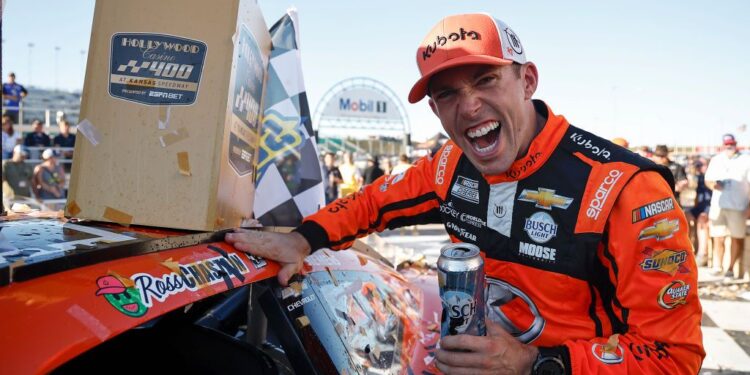 GOOD NEWS: 5 NASCAR Drivers DECIDED to Get Married On this date announced by…… Read More