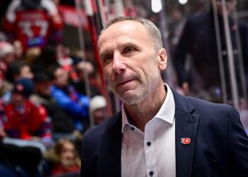 Šokující zpráva: Hlavní trenér Dynama Pardubice oznámil odchod do důchodu a fanoušky ohromil.