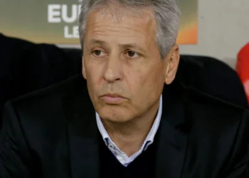Décès de Lucien Favre, ancien entraîneur du Servette FC, confirmé après…