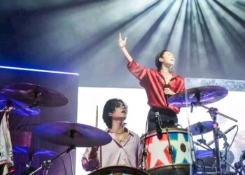 K-pop’s beloved alternative rock band The Rose has made a triumphant return with