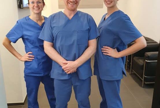 EILMELDUNG: Stuttgarter Chefarzt Dr. Ron Julius Eppstein und Kollege wegen Einsatz gefälschter Medikamente suspendiert