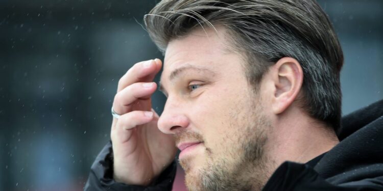 Schockierende Nachricht: FC Köln-Trainer stirbt mit nur 39 Jahren – Große Trauer im Verein