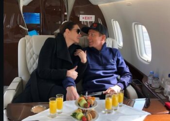 ”’Olen teille kaiken velkaa’ – Kimi Räikkösen syvät kiitokset faneille ja perheelle, jota seuraa yllättävä ilmoitus”