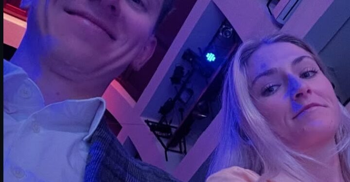 Močan par na kolesu in zunaj njega – v notranjosti bogastva, življenjskega sloga in pametnih naložb Tadeja Pogačarja in Urške Žigart