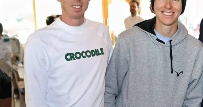 Po enem najbolj nepozabnih povratkov v zgodovini kolesarstva je Tadej Pogačar končno razkril, kaj – in kdo – je resnično spodbudil njegovo vrnitev k slavi. Ni šlo le za trening, strategijo ali srečo. Bila je …