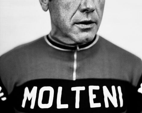 “De Kannibaal die de Weg Verslond — Het Onstuitbare Leven van Eddy Merckx