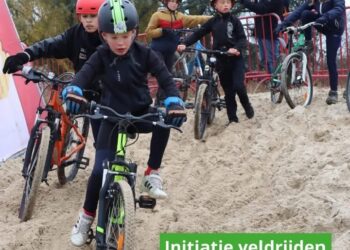 De erfenis van de wielersport in beweging: jonge renners floreren onder Van der Poels leiding en inspiratie