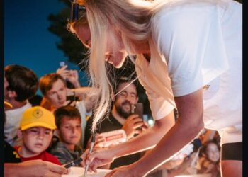 »Več kot medalje: Tadej Pogačar in Urška Žigart zaobljubljata veliko vračanja