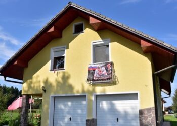 Najbolj skromni in vplivni par Monaka: Kako Pogačar in Urška ohranjata svoje življenje prizemljeno