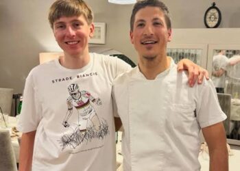 »Pogačarjevo iskreno sporočilo postaja kontroverzno – navijači sprašujejo, ali je pristno ali gre za skriti namig, saj so ga prejšnji teden videli …«