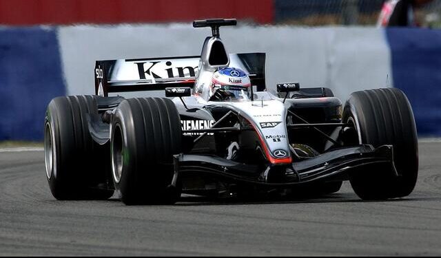 Ei varasijaa, ei toista mahdollisuutta: Kimi Räikkösen McLaren MP4-17 huutokaupataan, historiaa jaossa