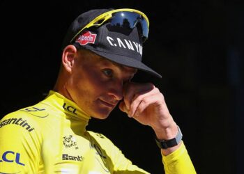 “Niet elke race was een succes: Mathieu van der Poel vertelt openhartig over zijn moeilijkste momenten – en de fans die hem erdoorheen hielpen”