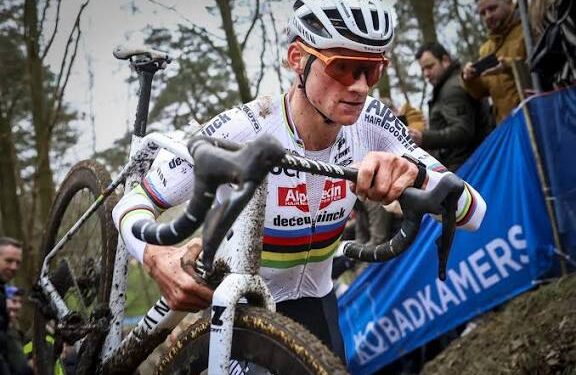 Hij gaf nooit uitleg, hij fietste gewoon verder: Waarom de reis van Mathieu van der Poel nog steeds miljoenen mensen raakt