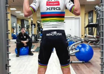 Neverjeten preobrat dogodkov: Tadej Pogačar razkriva odločitev, ki mu je spremenila življenje in je oboževalce pustila brez besed