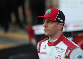 Klassikko Kimi: Räikkönen jättää avoimen radiohuudon rengasongelman pilattua Monzan pistemahdollisuudet — 6. syyskuuta 2020