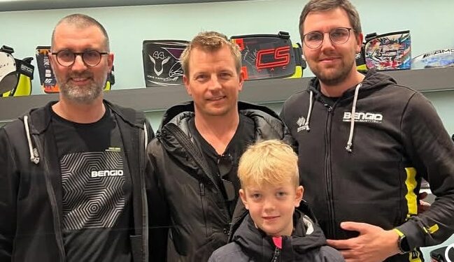 Räikkösen poika Robin: Isänsä jalanjäljissä? ”Voisiko seuraava Räikkönen olla seuraava F1-tähti? Fanit spekuloivat Robinin tulevaisuudesta.”