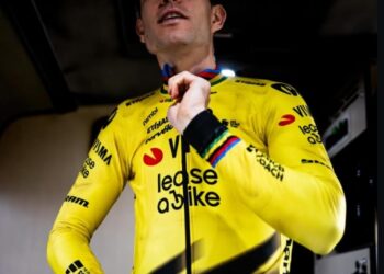 Fans stellen zich één grote vraag over de volgende stap van Wout van Aert na zijn verbluffende comeback op de Belgische wegen”