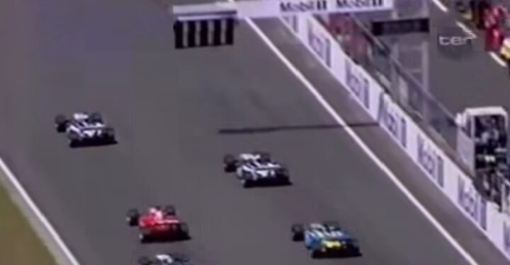 Yksi kilpailu, yksi käänne: Kuinka vuosi 2003 toi Kimi Räikköselle hänen julmimman hetkensä