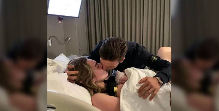 Geruchten over een mogelijke zwangerschap van Wout van Aert — Fans ervan overtuigd dat de wielerster zijn gezin uitbreidt!