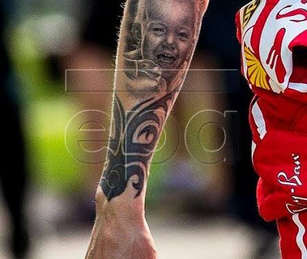 Näkyvästi piilossa, ei näön vuoksi: Tatuointi, joka heijastaa Kimi Räikkösen kilpa-ajohenkeä