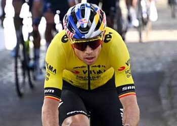 Afgeschreven, maar nooit gebroken   Hoe Wout van Aert zijn donkerste moment omzette in zijn meest onweerstaanbare comeback ooit