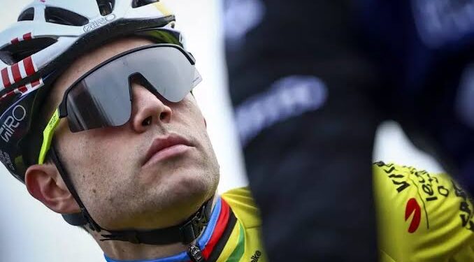 Van Aert doorbreekt de stilte over het afscheid van teamgenoten en noemt de beslissingen “zeer persoonlijk”