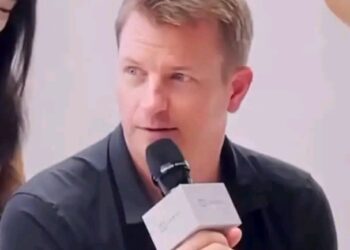 Longevity in a Relentless Sport: How Kimi Räikkönen Endured — and Continued to Shine — in Formula One