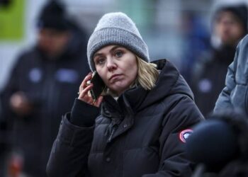 Brez razhoda doma — Wout van Aert se odziva na govorice o razhodu: ‘Ne verjemite vsemu, kar slišite!’”