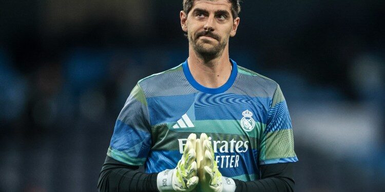 Breaking Blow for Madrid! Real Madrid’s Thibaut Courtois Ruled Out of Crucial UEFA Champions League Clash Against Bayern Munich Due to Injury