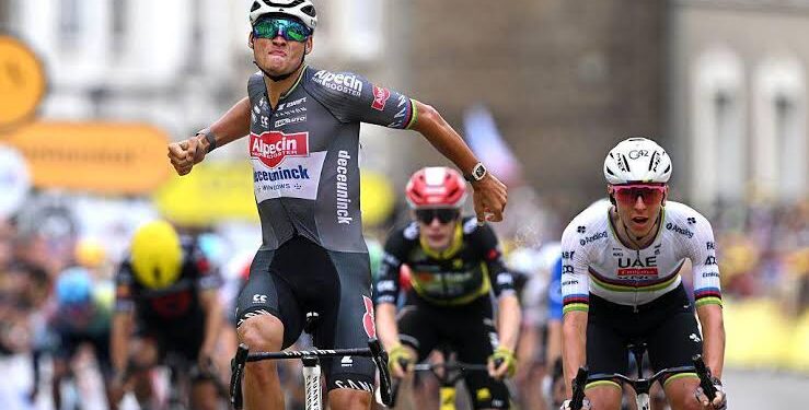 Classement 2026 : Les 10 cyclistes les mieux payés selon leurs salaires, leurs performances et leur fortune — Vous n’allez pas croire qui est en tête au début de l’année 2026…