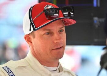 “JÄÄMIES JÄLLEEN VALOKEILASSA — Kimi Räikkönen ja Minttu Räikkönen tuoreiden huhujen keskellä, kun arvoituksellinen viesti lietsoo spekulaatioita!”