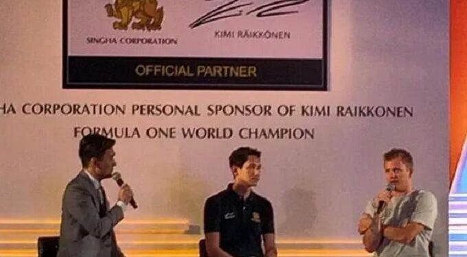F1-IKONI VAI BRÄNDIMYYNTI? — Kimi Räikkönen Herättää Kiistaa Singha-sponsorointitilaisuudessa Liian Kaupallisista Näkyvyksistään!