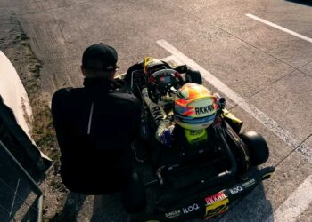 “EI VAIN LAHJAKKUUTTA — Piilevä vaikutus, joka vauhdittaa Robin Räikkösen nopeaa nousua!”