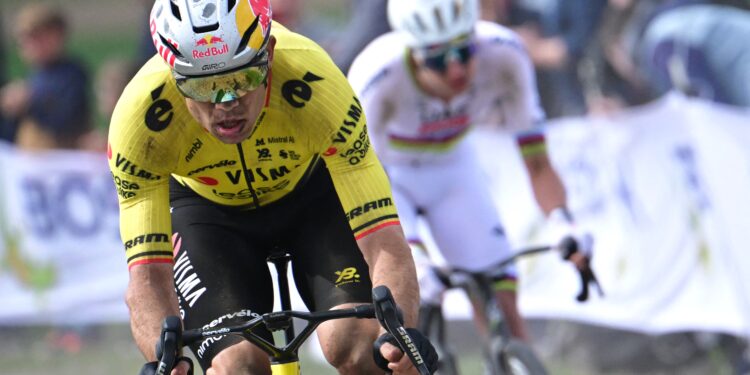 Razkrito: To je Tadej Pogačar povedal Wout van Aert takoj po cilju”