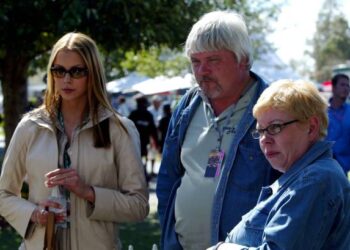 ”PERHE, KUULUUS JA SALAISUUDET – Kimi Räikkösen huhutut aiemmat suhteet nousevat pintaan, kun hänen vanhempansa ja Minttu Räikkönen joutuvat myrskyn keskelle!”