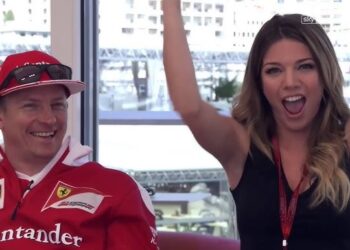 ”’TUO KATSEMUS KERTOI KAIKEN…’ — Kimi Räikkönen herättää hiljaista spekulaatiota jännittyneen hetken jälkeen naistoimittajan kanssa, joka saa fanit kyseenalaistamaan, mitä todella tapahtui…”