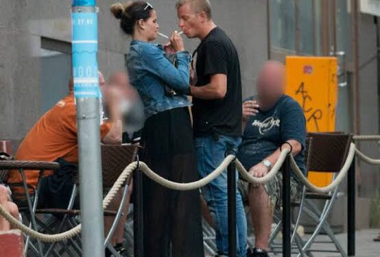 YLLÄTETTYNÄ — Katukohtaus, joka saa fanit kyseenalaistamaan Kimi Räikkönen’n vähäeleisen persoonan!”