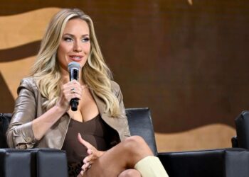 “Paige Spiranac Goes All-In with Maxim, Kay Adams Steals the Spotlight with Blown Kisses — While Rivals Clash and a Major 12U Update Shakes Things Up!”