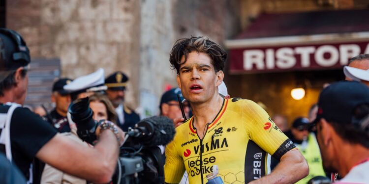 “IS HET EINDE NABIJ? — Wout van Aert Wakkert Pensioenspeculaties Aan Na Eerlijke Bekentenis over Leeftijd!”