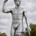 BEVROREN IN GLORIE…’ — Wout van Aert vereeuwigd in een prachtig zilveren beeld dat fans doet zeggen: ‘Dit is misschien wel zijn grootste overwinning tot nu toe!’”