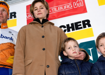 ‘HET BEGON ALLEMAAL MET EEN DROOM…’ — Fans ontroerd na verhaal van ouders van Mathieu van der Poel over zijn opmerkelijke beginjaren