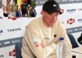 ‘GEEN JONGE RENNER ZOU ZO MOETEN LIJDEN…’ — Mathieu van der Poel doorbreekt zijn stilte na de gruwelijke crash van Albert Philipsen met 80 km/u, roept op tot meer veiligheid voor renners en brengt een emotioneel eerbetoon aan de moed van de rijzende ster in de wielersport”